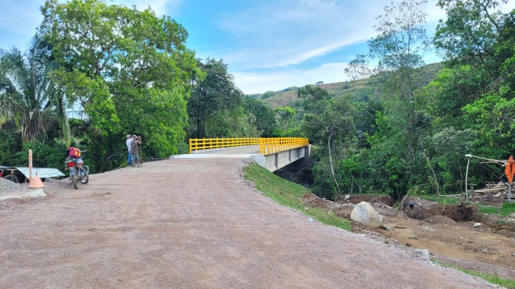 Puente Después Chaparral Tolima