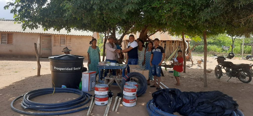 Prosperidad Social entrega insumos y canastas alimentarias a comunidades indígenas en La Guajira 2