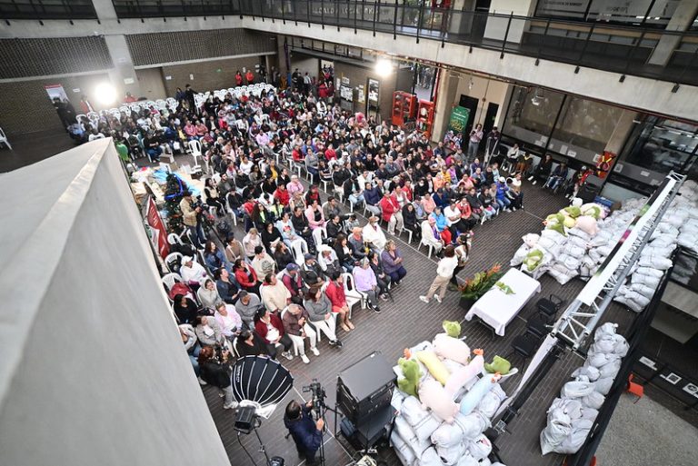 Más de 1.500 hogares beneficiados en Bogotá con trabajo conjunto de Prosperidad Social y la DIAN 3