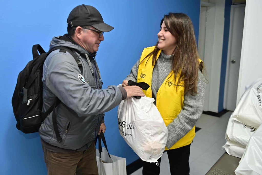 Avanza Hambre Cero en Bogotá: Prosperidad Social ha entregado más de 5.500 paquetes alimentarios 3