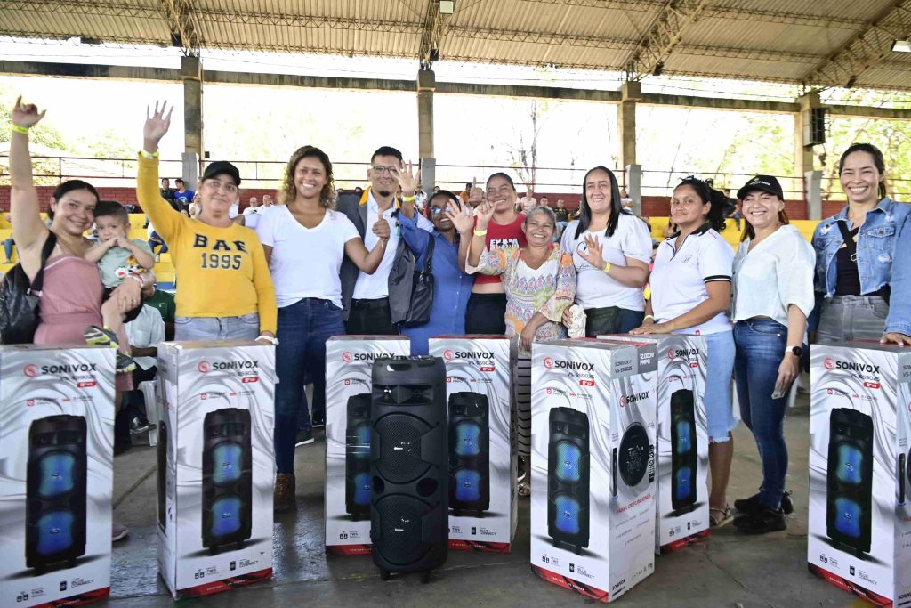 Cúcuta: Prosperidad Social hace devolución de mercancía incautada por la DIAN, a familias desplazadas 2