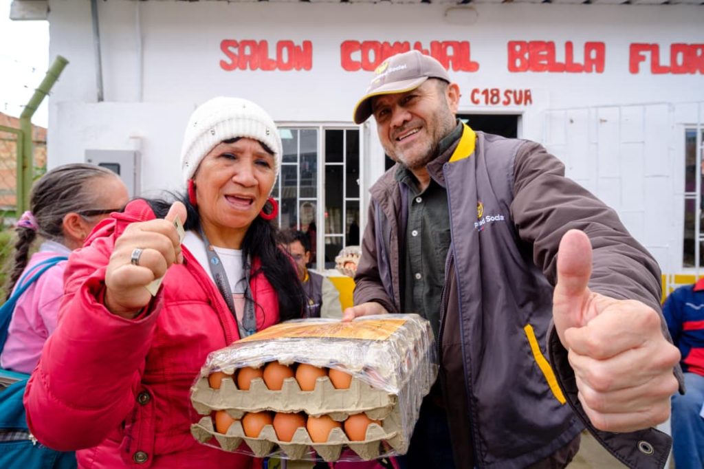 entrega-alimentos-19-mayo-bogotá (1)