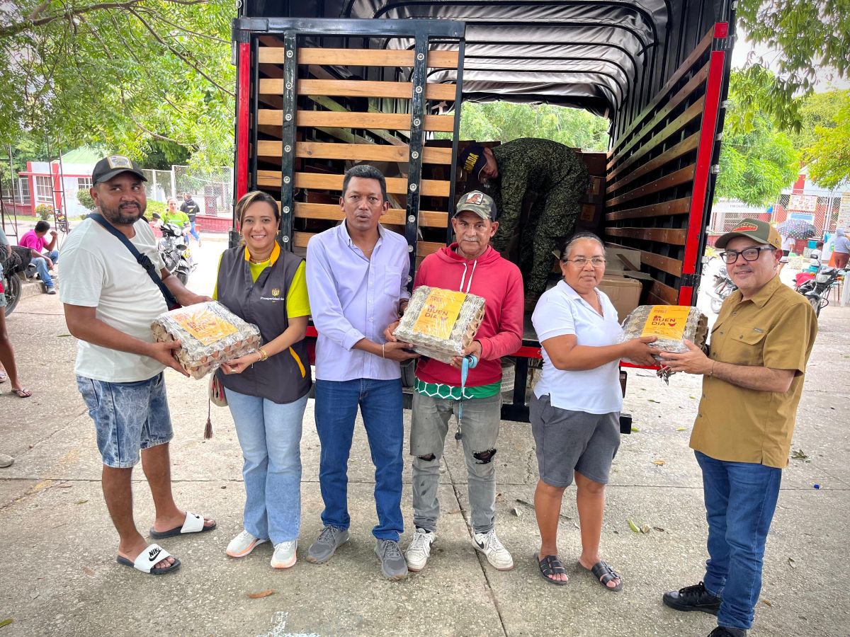 entrega-alimentos-19-mayo-sucre (1)