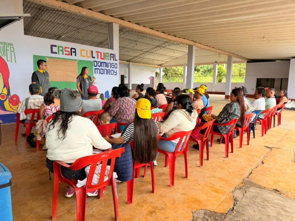 Familias-en-su-tierra-