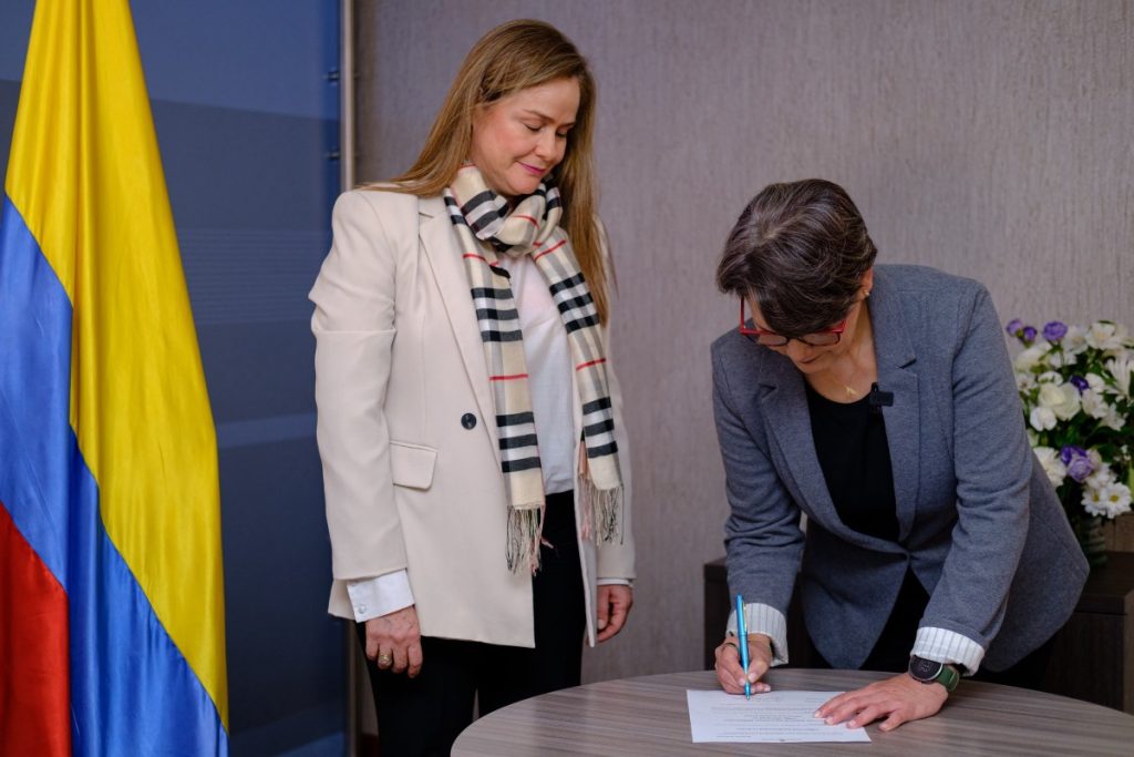 posesión-carolina-estrujeria (3) (1)