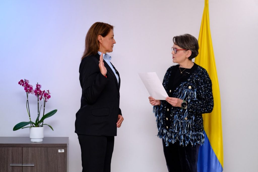 FIRMAR GERENTE REGIONAL CALDAS