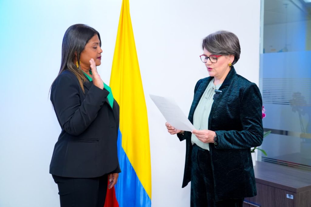 Johanna Levin Oliveros - Gerente Regional San Andrés1
