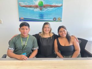 GERENTE JUNTO A KAREN Y DEINER - BENEFICIARIOS DE RENTA JOVEN